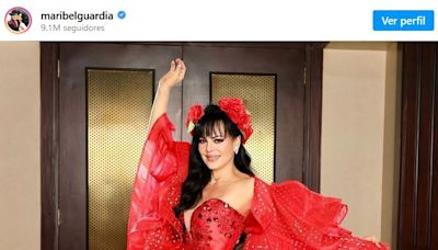 Maribel Guardia presume su figura en vestido rojo a los 65 años