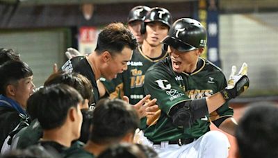 台鋼6連勝期間猛敲11轟！ 洪總提打者蛻變關鍵