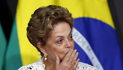 Painel: PSDB celebra 8 anos do afastamento de Dilma com lista dos 'piores momentos'