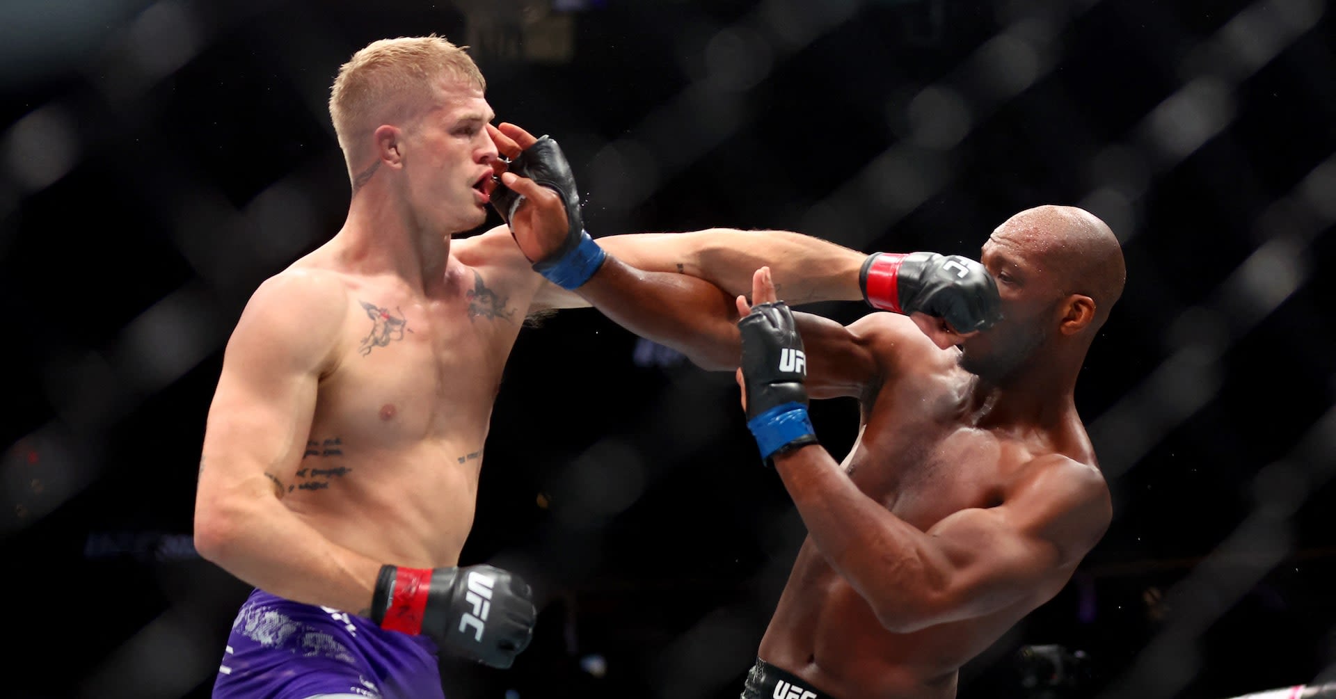 Unbeaten Irishman Garry outsmarts 'Venom' Page at UFC 303