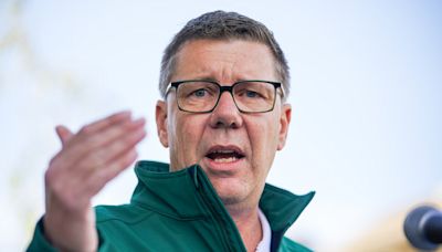 Saskatchewan Party, NDP leaders address crime on campaign trail ahead of election