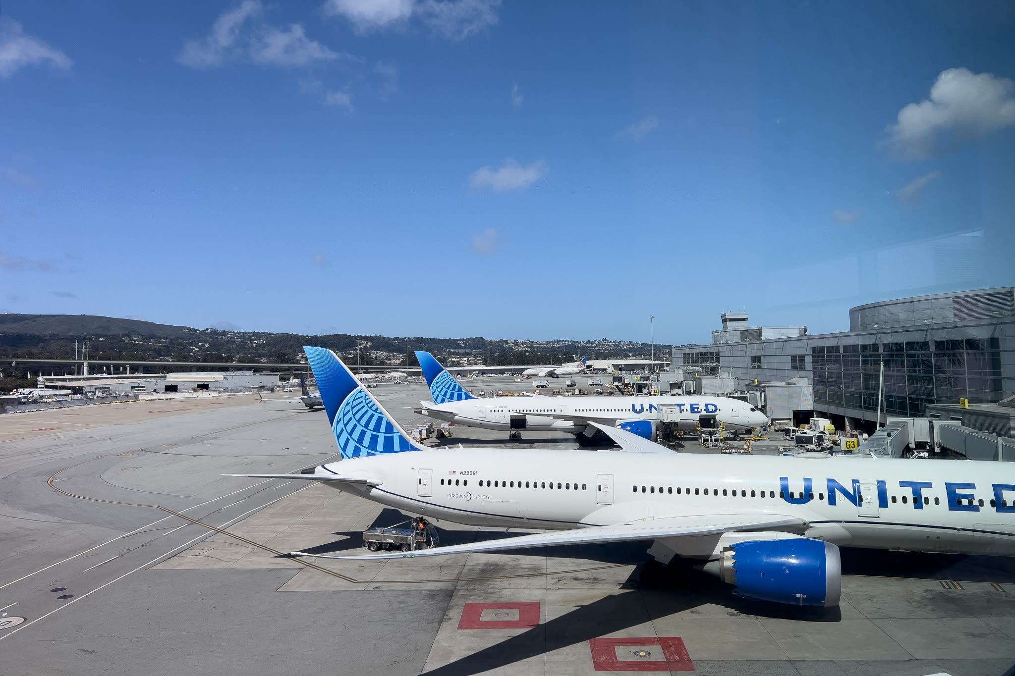 TravelSkills 05-01-24 Flyers confront their fears at SFO
