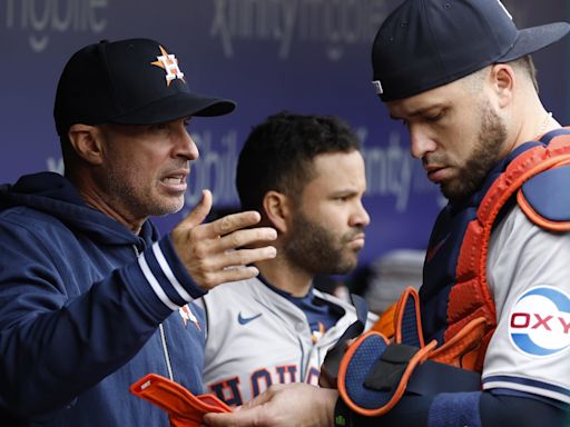 Should Houston Astros Already Consider Replacing Manager?