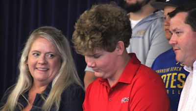 'Inspiration to us all': Fernandina Beach's Nolan Blackard signs to play college football