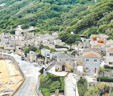 兩岸觀光見曙光 疫後首團陸客成行抵達馬祖