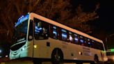 La Municipalidad de San Miguel de Tucumán habilitó su bus turístico al anochecer