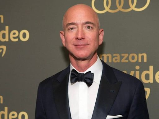 Jeff Bezos Now Owns Less Than 9% Of Amazon, Billionaire Divests $863.5M Worth Of Shares As Part Of $5B Liquidation...