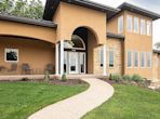 1735 Creek Wood Dr, Dubuque IA 52003