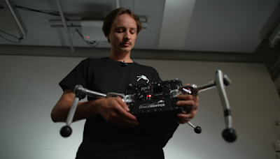 Meet SpaceHopper, a three-legged hopping asteroid explorer