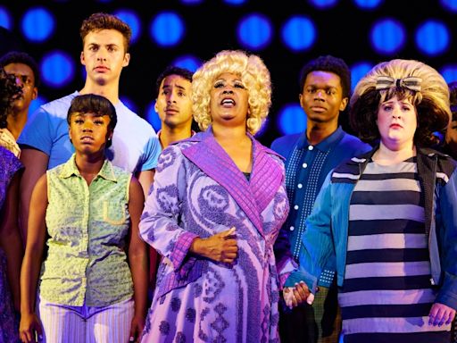 Review: HAIRSPRAY at Broadway Dallas