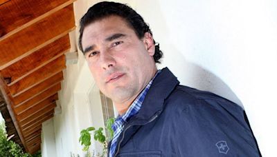 Eduardo Yáñez vuelve a tener un encontronazo con la prensa: ahora le quita el celular a una reportera