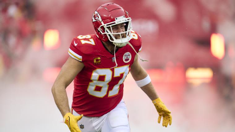 Travis Kelce contract details: Chiefs make tight end league's highest-paid with 2-year extension | Sporting News Australia