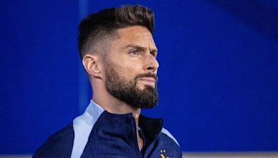 'Father' Giroud wants France Euros redemption