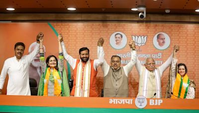 Kiran Choudhry, daughter Shruti of Bansi Lal clan join BJP ahead of Haryana polls