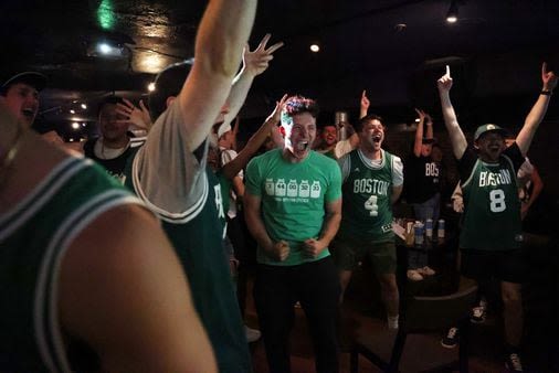 Photos: Celtics fans arrive in downtown Boston for Game 5 of NBA Finals - The Boston Globe