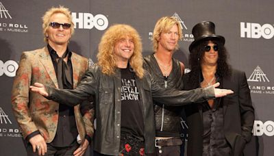 Guns N’ Roses Hits Every Note As They Rise On The Charts