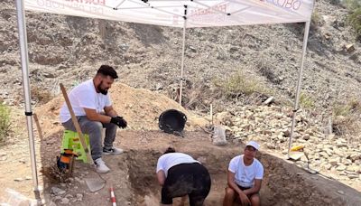 El programa de voluntariado en las excavaciones de Las Fortalezas del Rey Lobo seguirá tras el verano