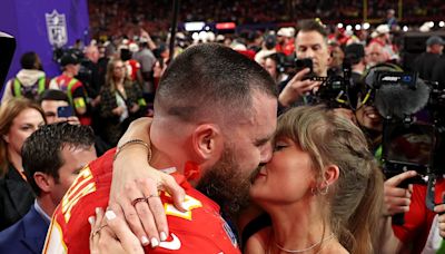 Taylor Swift & Travis Kelce's PDA Will Have You Feeling So High School