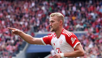 If Manchester United pursue a deal for De Ligt it may require a Ten Hag tactical rethink