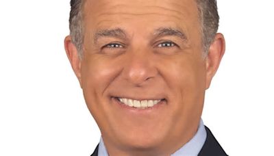 Longtime KOMO News anchor Eric Johnson retiring