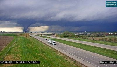 Mindestens fünf Todesopfer bei Tornado-Serie im Zentrum der USA