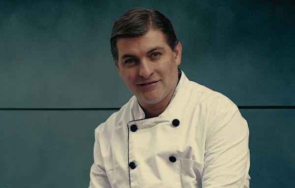 Netflix's 'Cooking Up Murder' tells the story of a chef who killed his girlfriend. Here's where César Román is now.