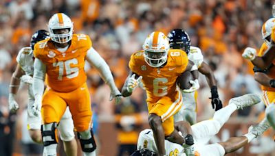 Tennessee football sets program record for points in a half vs Kent State