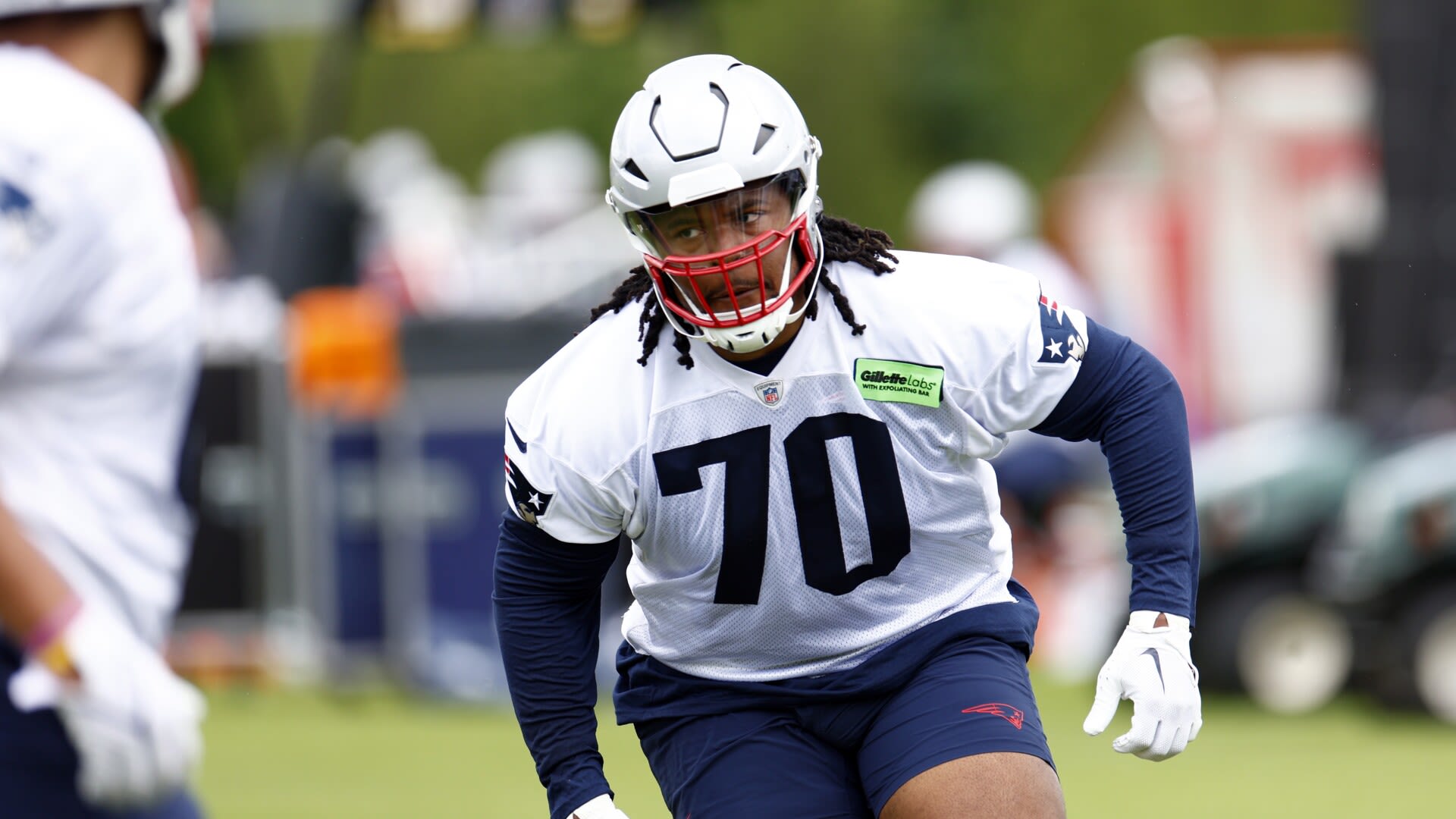 Patriots sign third-round OT Caedan Wallace to his rookie deal