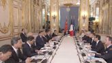 Xi, Macron hold talks on relations, major international issues