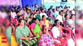 Aided College Teachers Protest for CAS Benefits in Madurai | Madurai News - Times of India