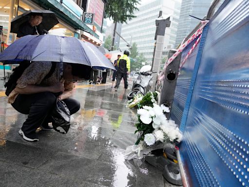 Driver whose car struck pedestrians in South Korea will face accidental homicide investigation