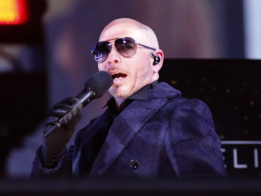 Pitbull lanza nuevo sencillo, '2 The Moon', junto con Ne-Yo y Afrojack