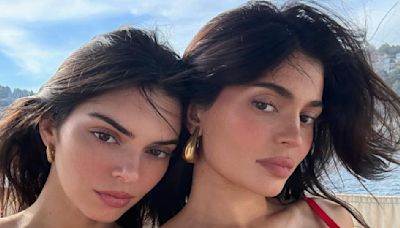 Kendall Jenner and Sister Kylie Jenner Go Paddleboarding in Spain; See the Video