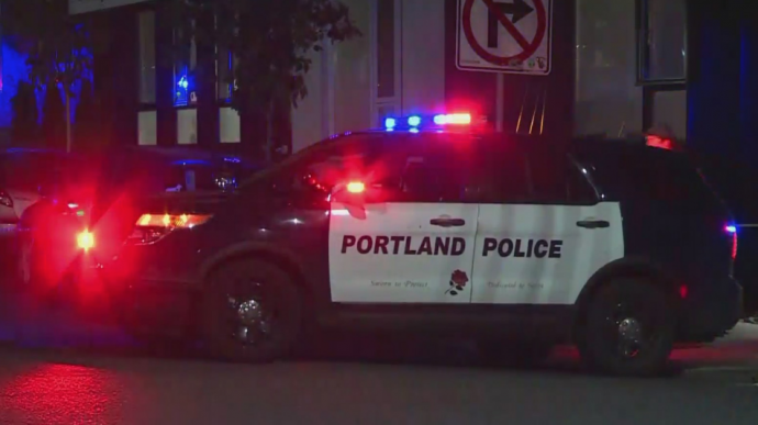 Portland woman jumps from car, man faces kidnapping, sex abuse
