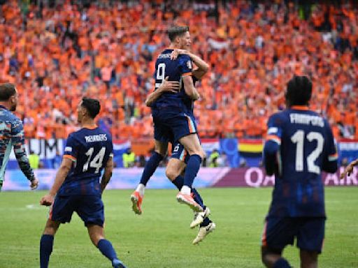 European Championship: Netherlands forward Wout Weghorst scores to win 2-1 over Poland