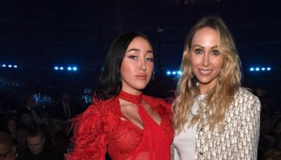 Tish Cyrus Congratulates Noah Cyrus on New Modeling Contract Amid Dominic Purcell Drama
