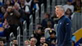 Fuentes AP: Warriors amplían por 2 años más el contrato al entrenador Kerr