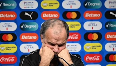 Bielsa explota contra Estados Unidos: “Son una plaga de mentirosos”