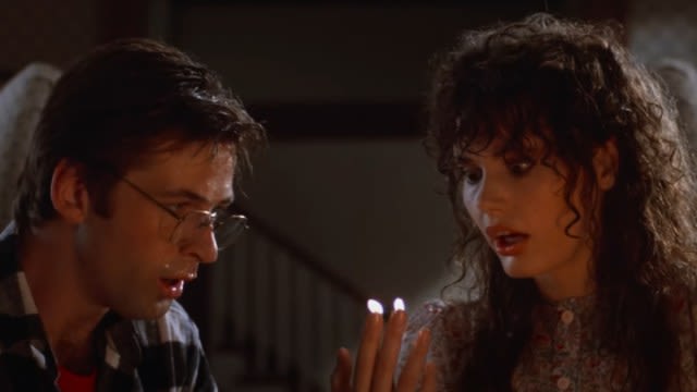 Beetlejuice 2: What Happened to Alec Baldwin & Geena Davis’ Characters?