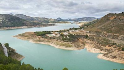 No te pierdas el pueblo de Córdoba que mira al mayor pantano de Andalucía