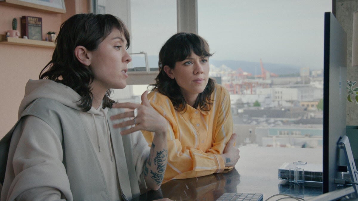 'Fanatical: The Catfishing of Tegan and Sara' review: A true crime doc about toxic fandom