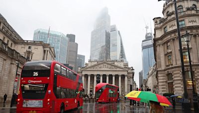 London braced for major bus strike as 1,600 drivers balloted over pay offer