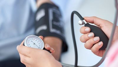 7 Simple Tricks to Tame Your Blood Pressure Quickly, According to Heart Health Experts