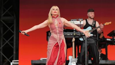 Paloma Faith reveals heartbreaking reason she left husband as she shares advice at Glastonbury