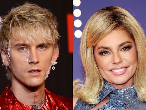 Machine Gun Kelly’s unscripted moment with Shania Twain at PCCAs leaves fans in tears