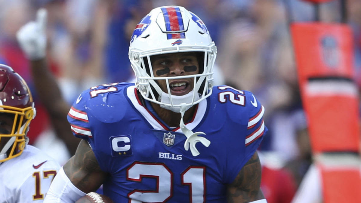 New Dolphins S Jordan Poyer suggests Bills expected Miami to 'fold' in past; Jalen Ramsey responds