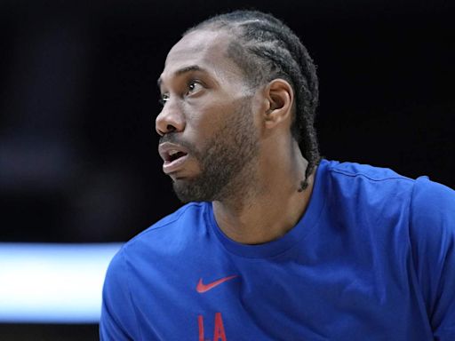 Kawhi Leonard Makes Viral Appearance With Famous Celebrity