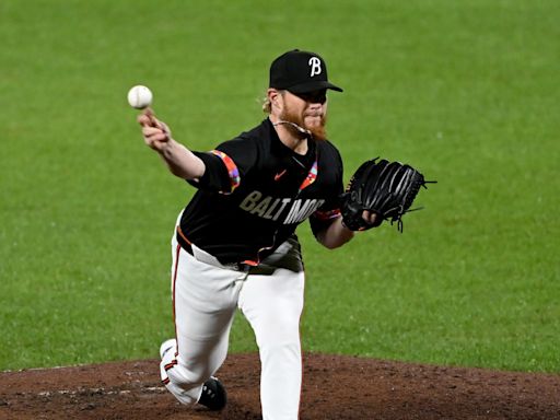 Kimbrel makes surprise early appearance in O's victory