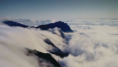 磅礡壯闊！廬山再現瀑布雲景觀