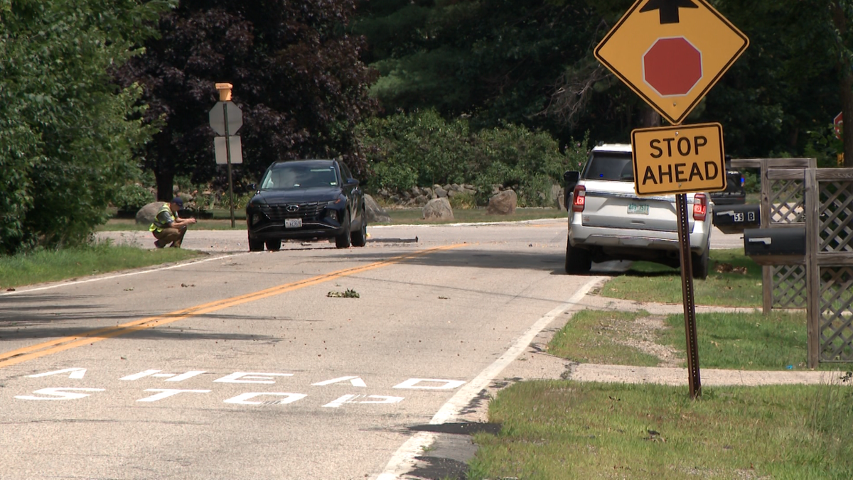 Authorities respond to crash on Tebbetts and Old Dover roads in Rochester